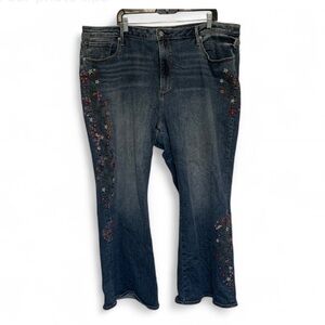 Driftwood Charlee Embroidered Blue Jeans Size 24